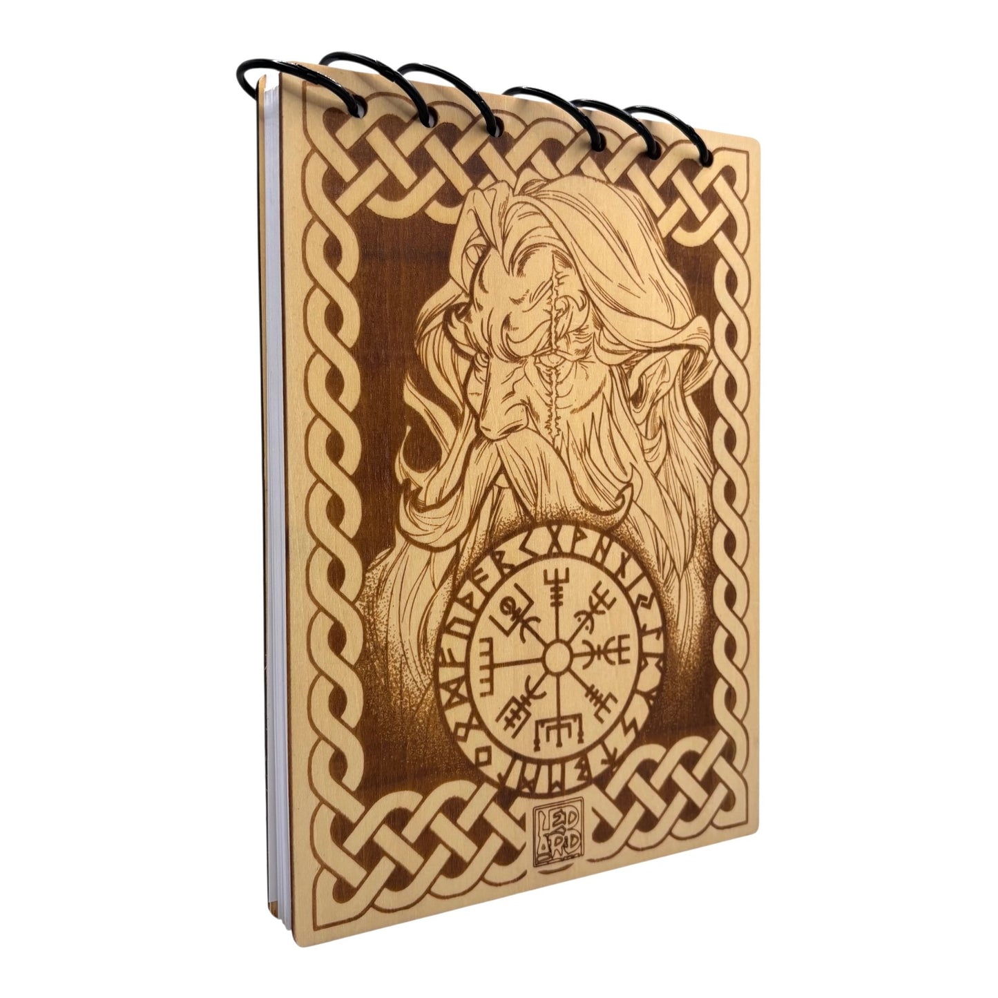 Carnet en bois avec Odin gravé au laser , cahier et bloc note au format A5 écologique et rechargeable de fabrication française et artisanale