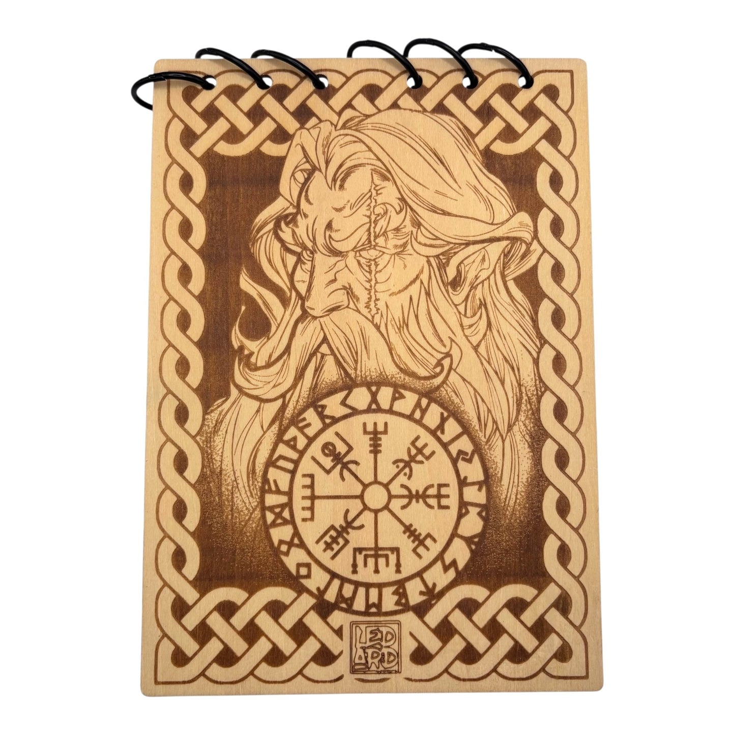 Carnet en bois avec Odin gravé au laser , cahier et bloc note au format A5 écologique et rechargeable de fabrication française et artisanale