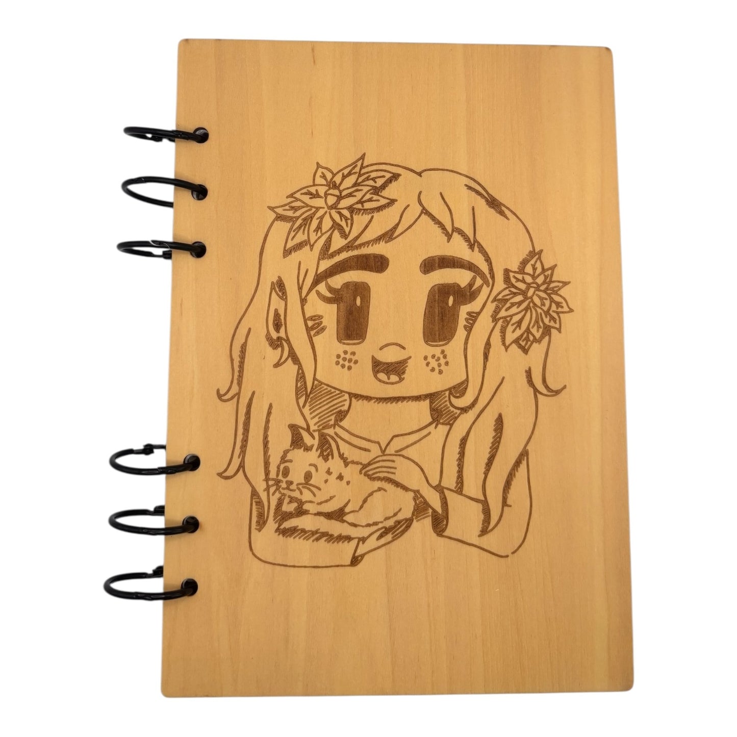 Carnet en bois avec une jeune fille avec son chat style kawai gravé au laser , cahier et bloc note au format A5 écologique et rechargeable de fabrication française et artisanale