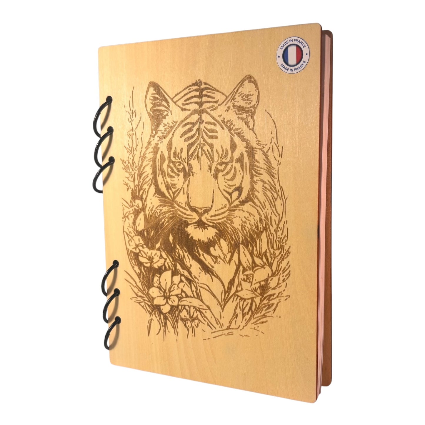 Cahier A5 tigre avec des fleurs graver au laser rechargeable et ecologique fabrication francaise et artisanlae
