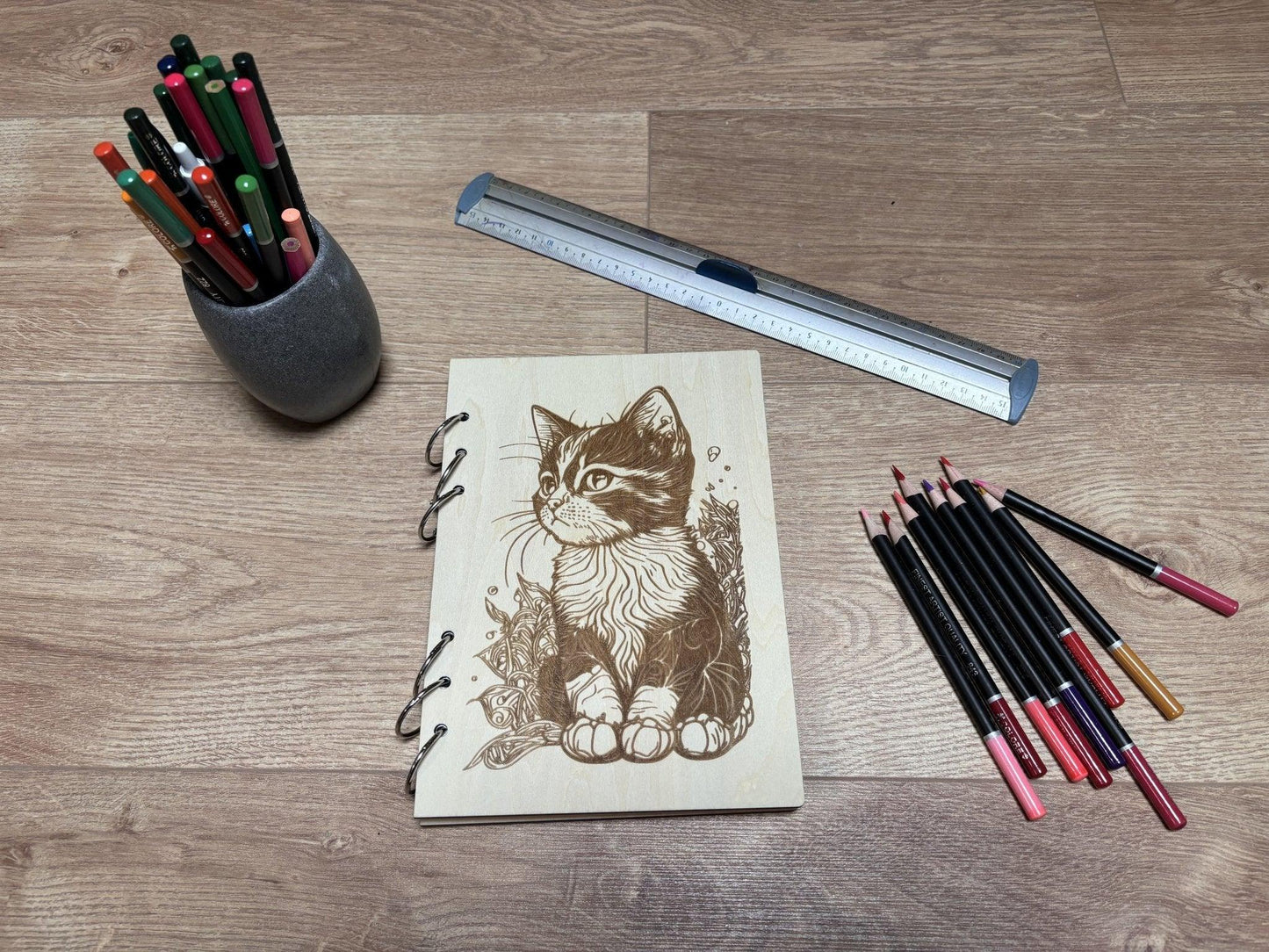 Cahier A5 avec crayon chaton graver au laser rechargeable et ecologique fabrication francaise et artisanale