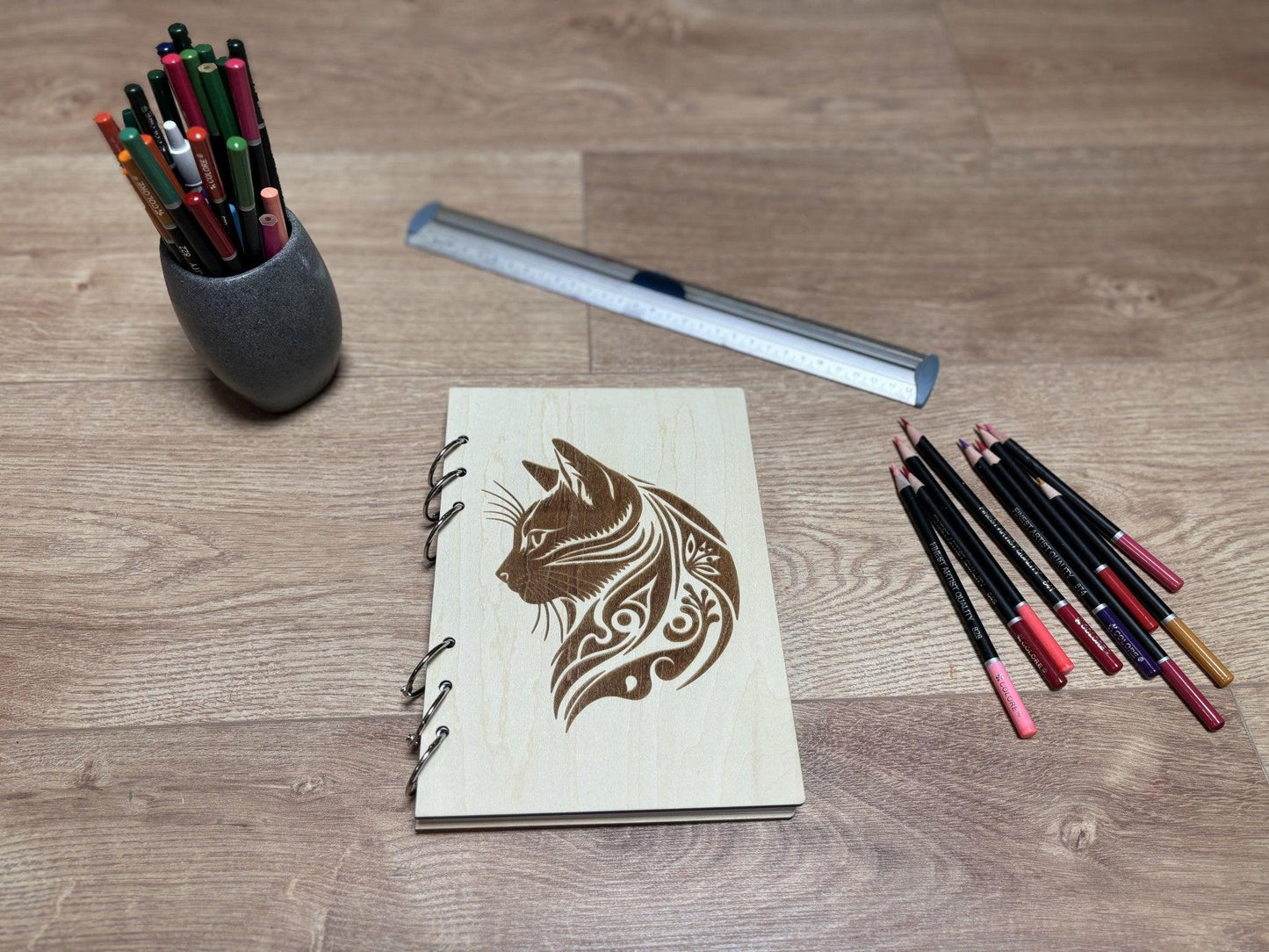 Cahier A5v avec crayon tête de chat - graver au laser rechargeable et ecologique fabrication francaise et artisanale