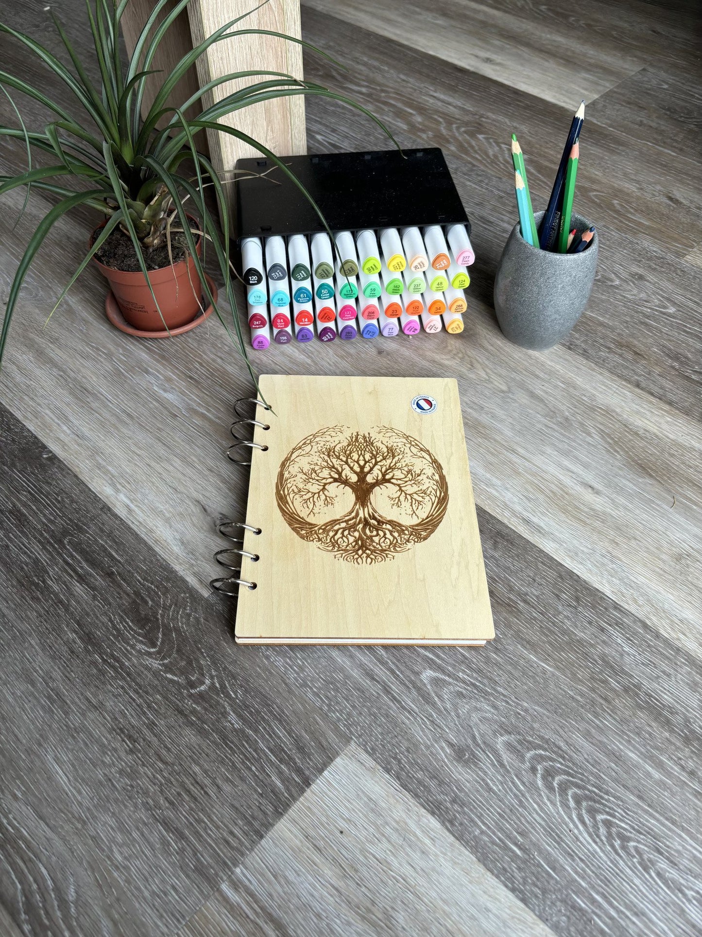 Cahier A5 avec feutres Arbre de vie Mystique graver au laser rechargeable et ecologique fabrication francaise et artisanale