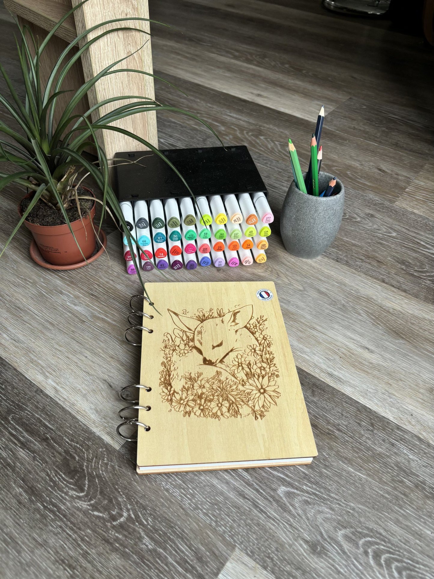 Cahier A5 avec feutres Biche -graver au laser rechargeable et ecologique fabrication francaise et artisanale