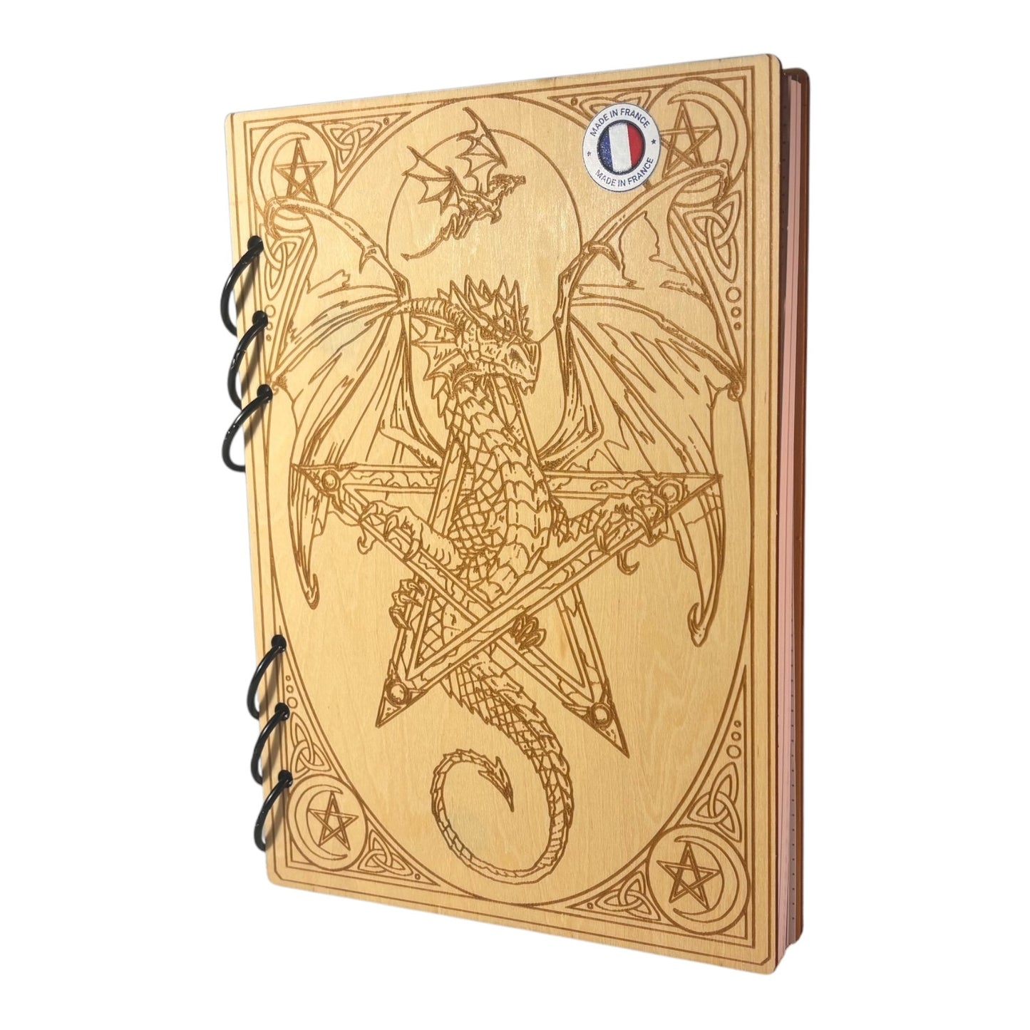 Cahier A5 Dragon dans un pentacle graver au laser rechargeable et écologique fabrication francaise et artisanale