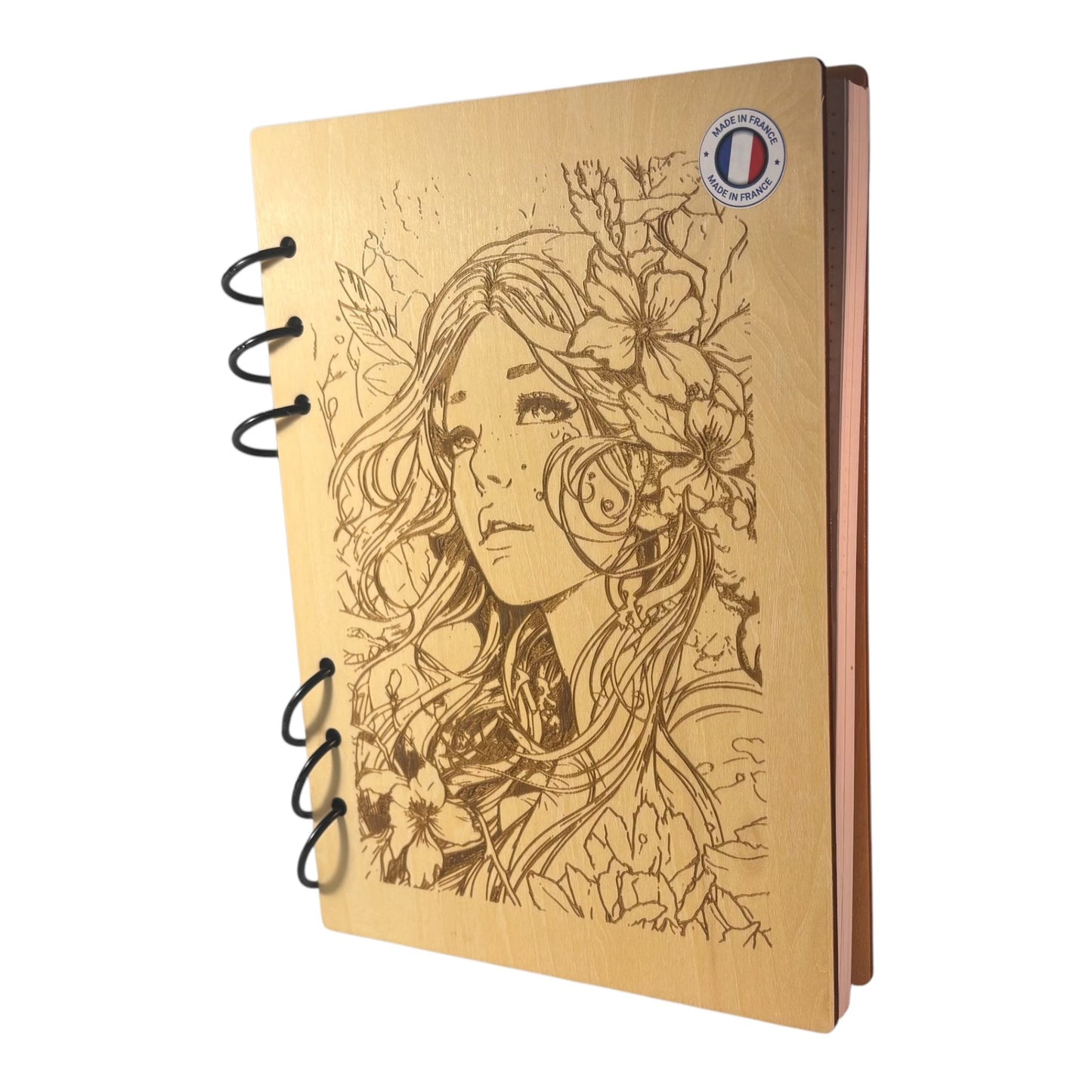 Cahier A5 Elfe entourée de fleurs graver au laser rechargeable et ecologique fabrication francaise et artisanale