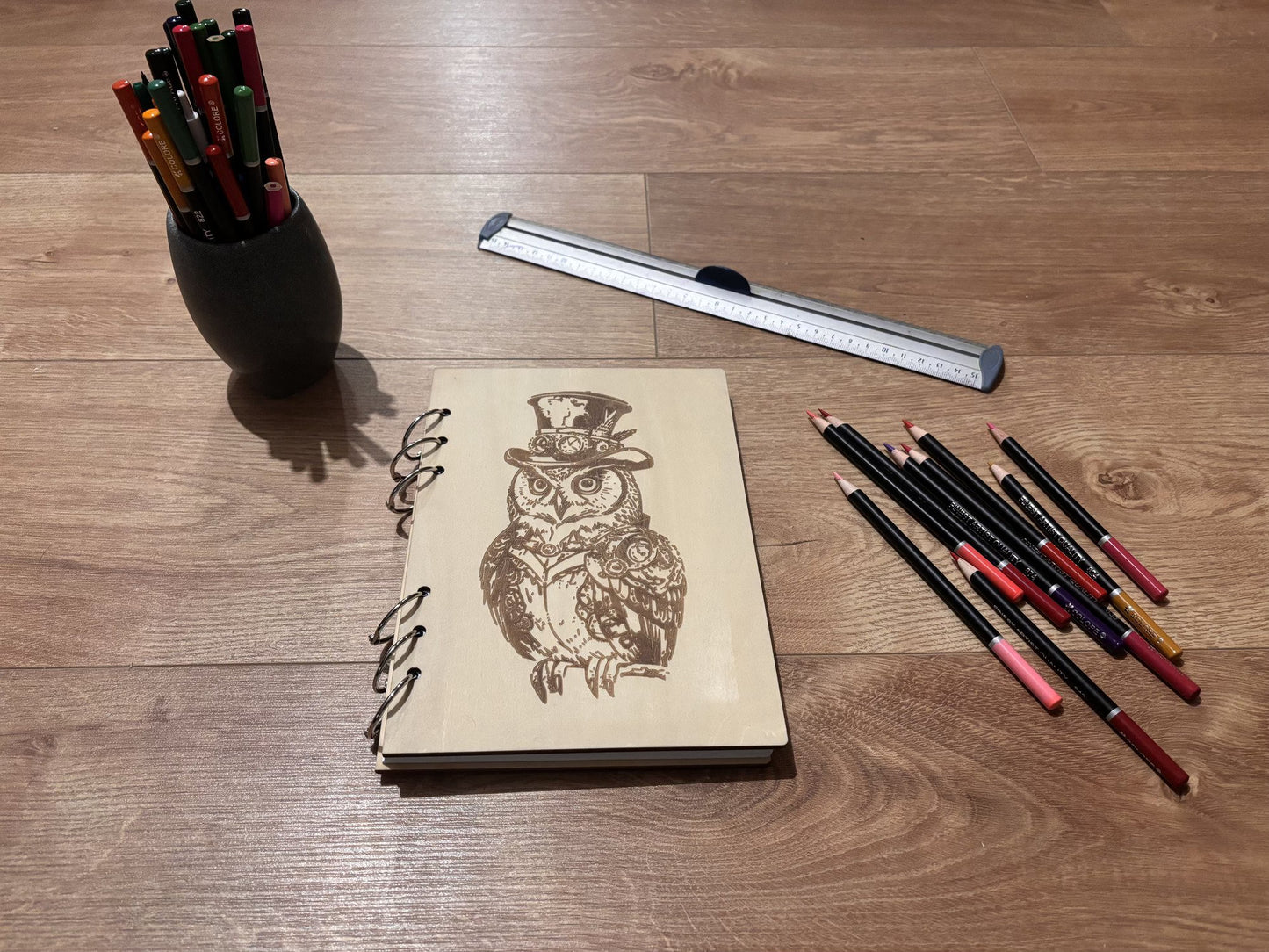 Carnet en bois rechargeable et ecologique hiboux steampunk graver au laser fabrication artisanal et francaise