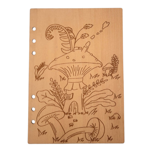 Couverture pour carnet en bois écologique et rechargeable , maison champignon gravé au laser pour cahier et bloc note au format A5 de fabrication artisananle et française 