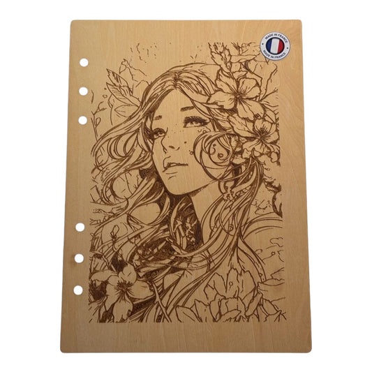 Couverture cahier  A5 Elfe entourée de fleurs -graver au laser rechargeable et ecologique fabrication francaise et artisanale