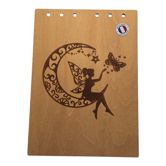 Couverture bloc note  A5 fée avec lune et papillon graver au laser rechargeable et ecologique fabrication francaise et artisanale