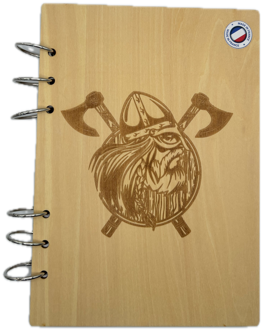 100- Cahier viking et hache