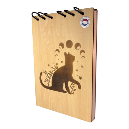 Bloc note A5 chat avec les phases de la lune -graver au laser rechargeable et ecologique fabrication francaise et artisanale