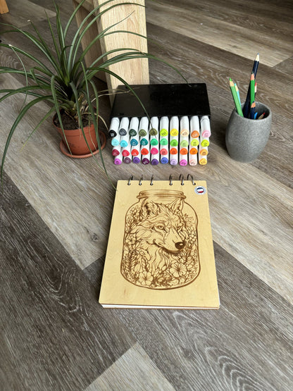  Bloc note  A5 avec feutres Loup dans un bocal graver au laser rechargeable et ecologique fabrication francaise et artisanale