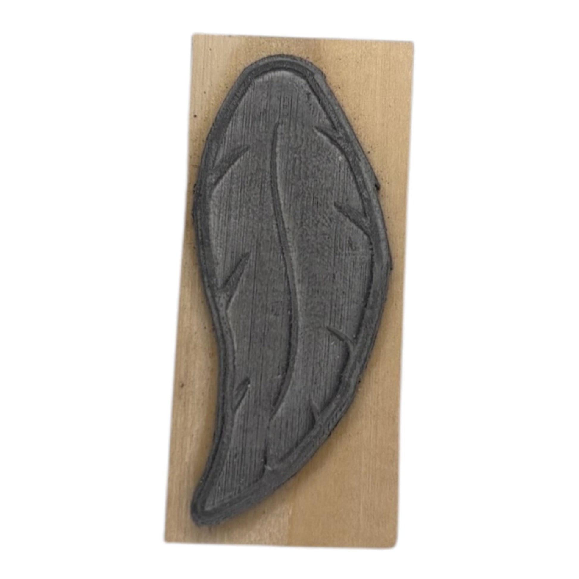 Tampon en bois face caoutchouc plumes 4 de fabrication artisanale par mon carnet en bois pour bullet journal et loisir créatif