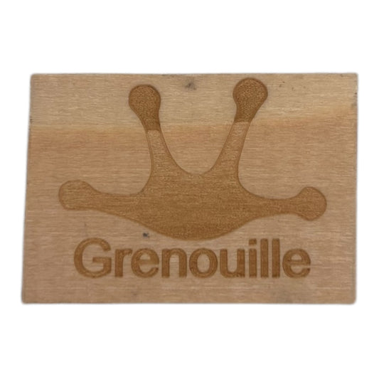 Tampon en bois pattes de grenouille de fabrication artisanale par mon carnet en bois pour bullet journal et loisir créatif