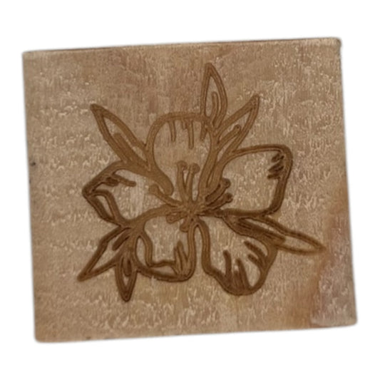 Tampon Fleur d'hibiscus simple en bois de fabrication artisanale par mon carnet en bois pour bullet journal et loisir créatif