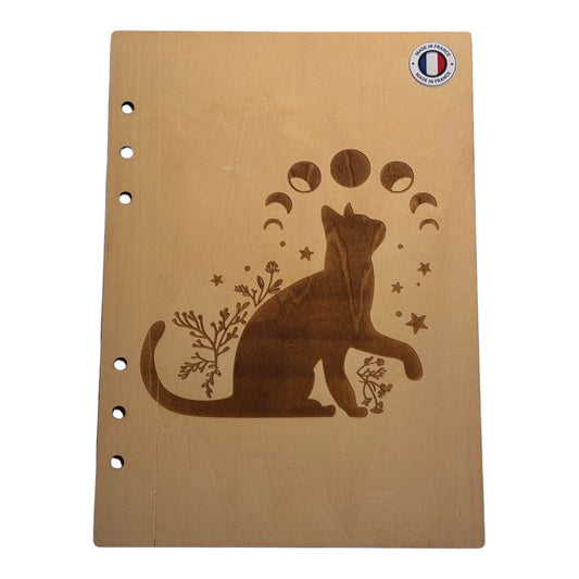 Couverture cahier A5   chat avec les phases de la lune -graver au laser rechargeable et ecollogique fabrication francaise et artisanale